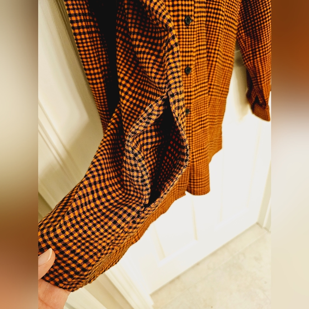 Joan Rivers Plaid Button Up Flannel- Small - Picture 2 of 5